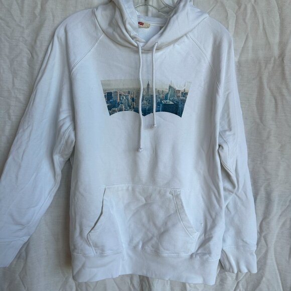 Levi's New York City Batwing Hoodie - Picture 1 of 4